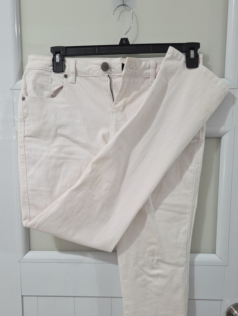 Women’s White Stretch Jeans Size 10